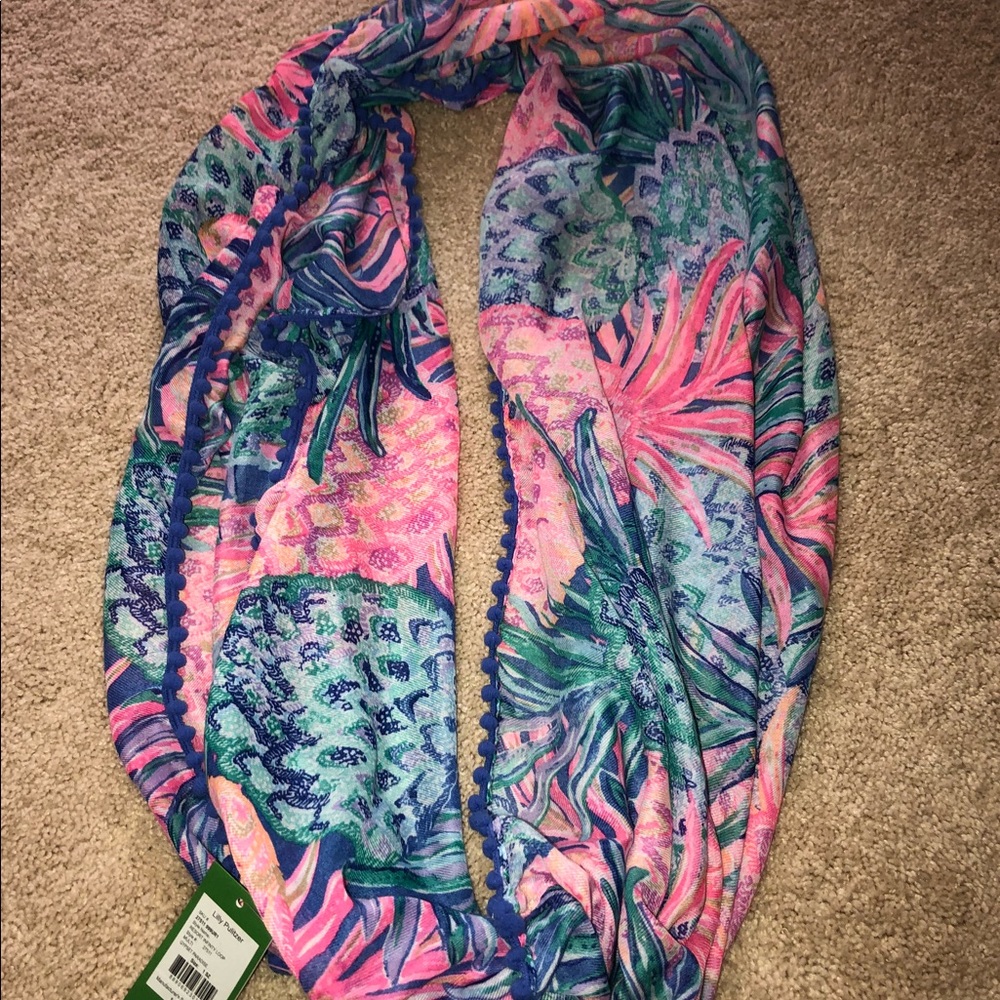 Lilly Pulitzer Pineapple Print Infinity Scarf